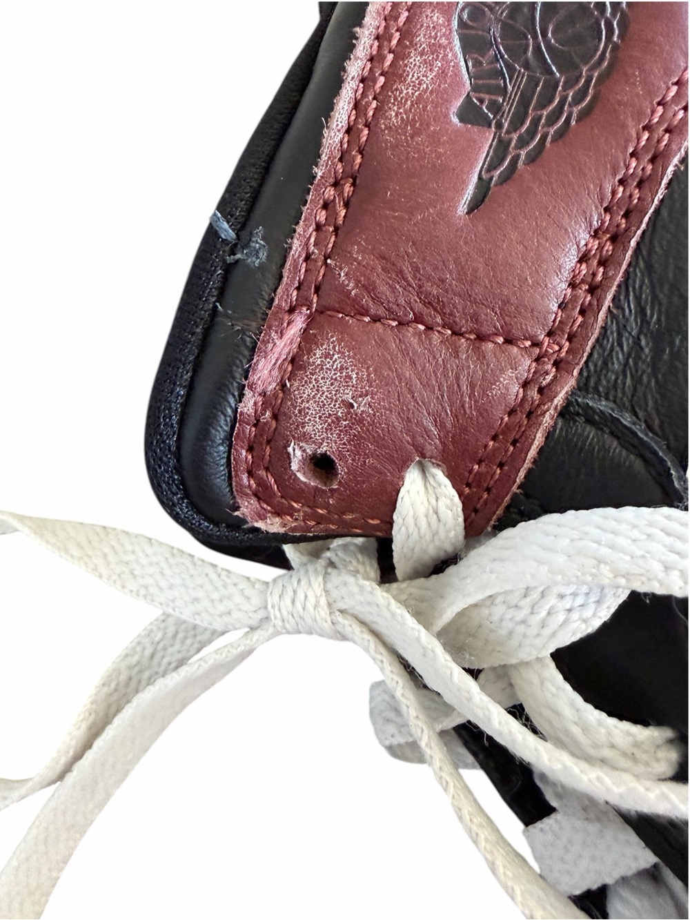 Jordan Kids High-Top Sneakers in White, Black & Maroon Size 5 - Picture 8 of 10